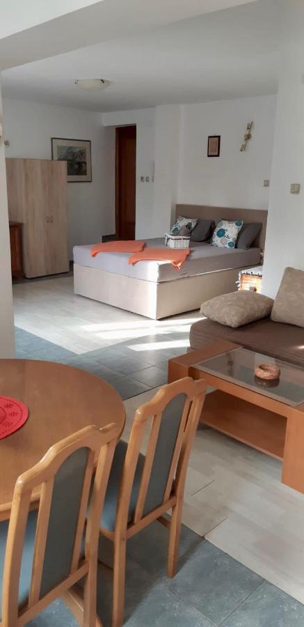 Studio Apartman Palma Novi Vinodolski Exterior foto